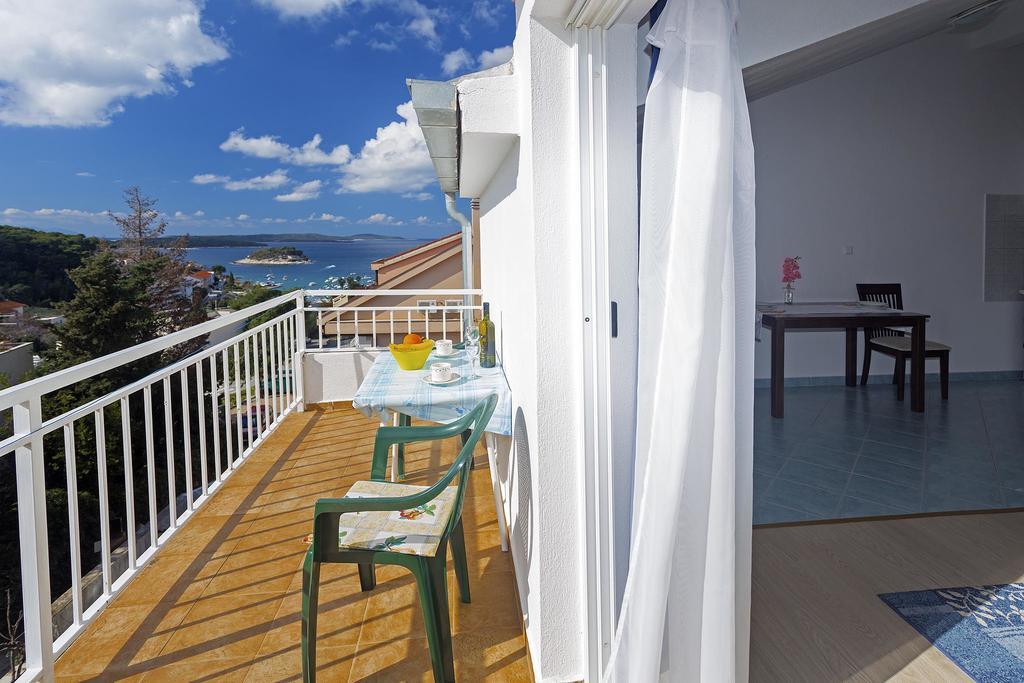 Apartments Julija Hvar Exterior foto